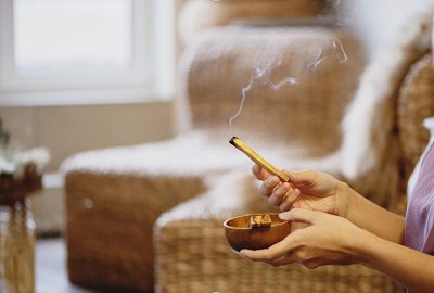 purification-et-rechargement-des-pierres-palo-santo