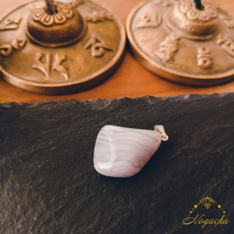 pendentif-pierre-roulee-calcedoine