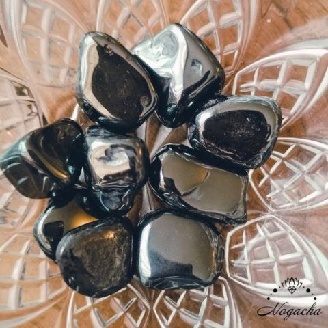 pierre-roulee-hematite