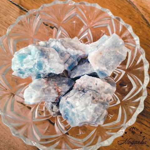 pierre-brute-calcite-bleu